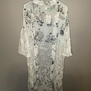 NWT Love Riche Cardigan